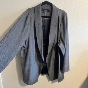 Torrid Studio Black and White Plaid Stretchy Blazer Jacket Size 4